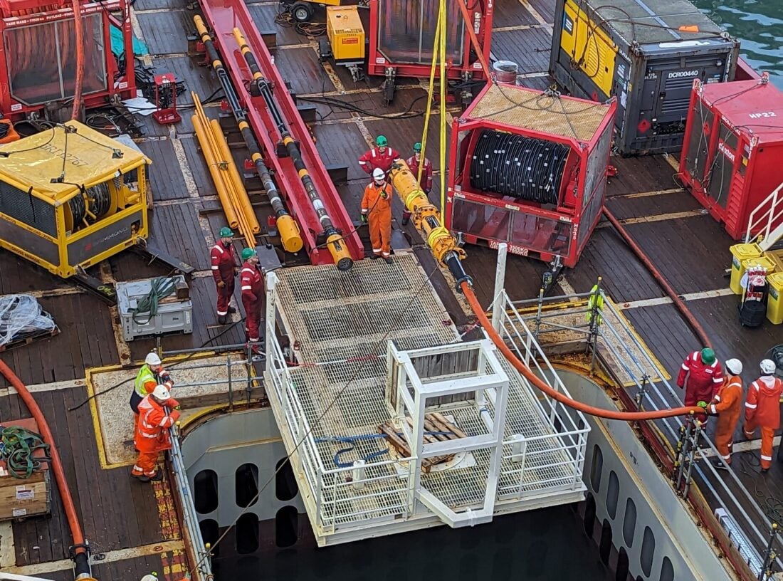 Subsea well abandonment tool aspect ratio 31 23