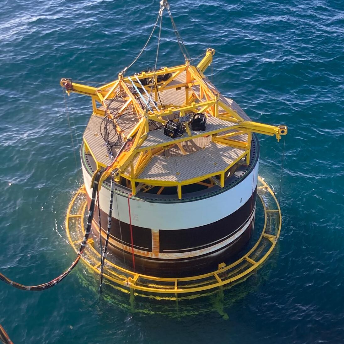 Top of tool aspect ratio 1 1