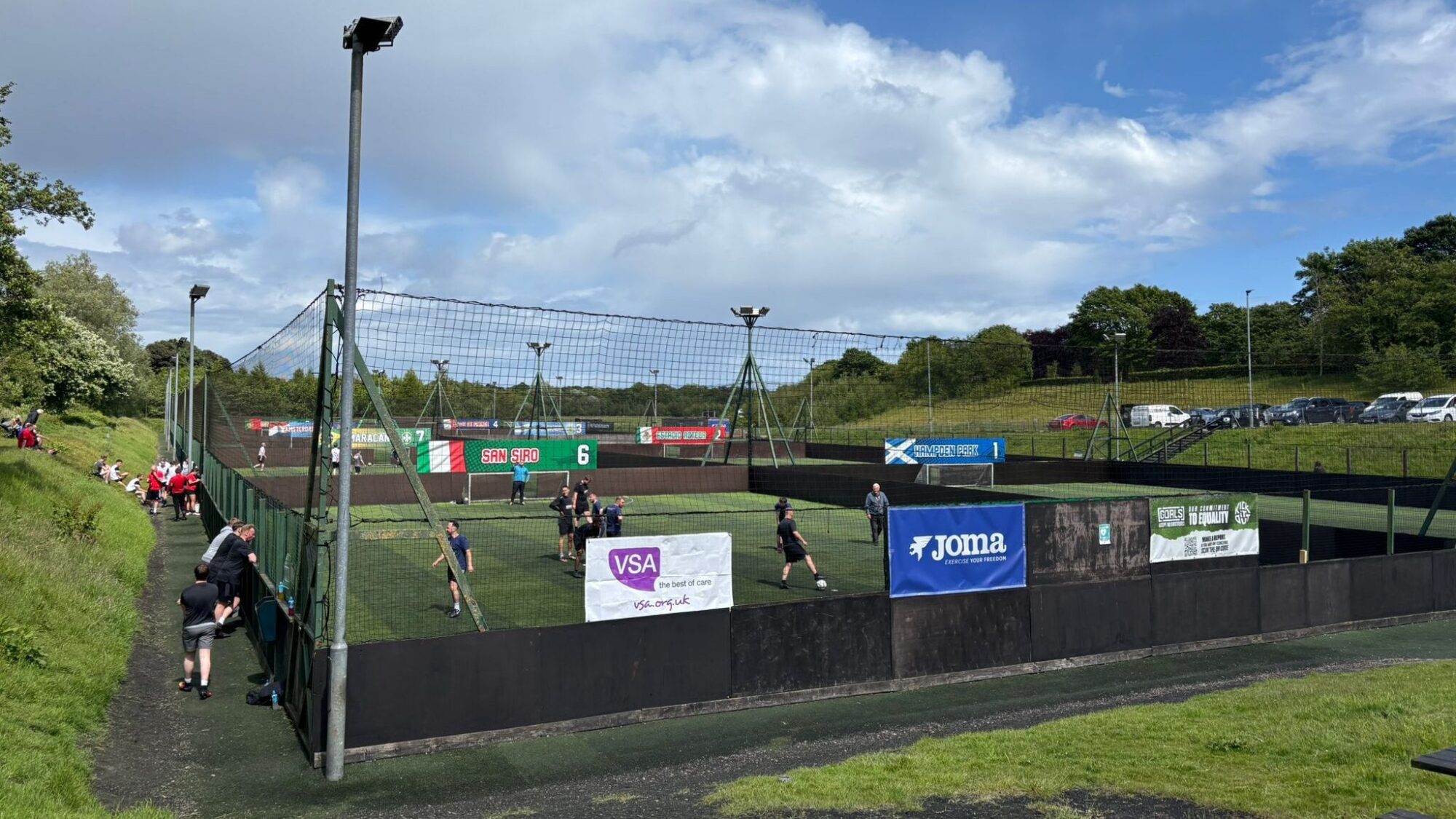 Football 6 aspect ratio 1132 637